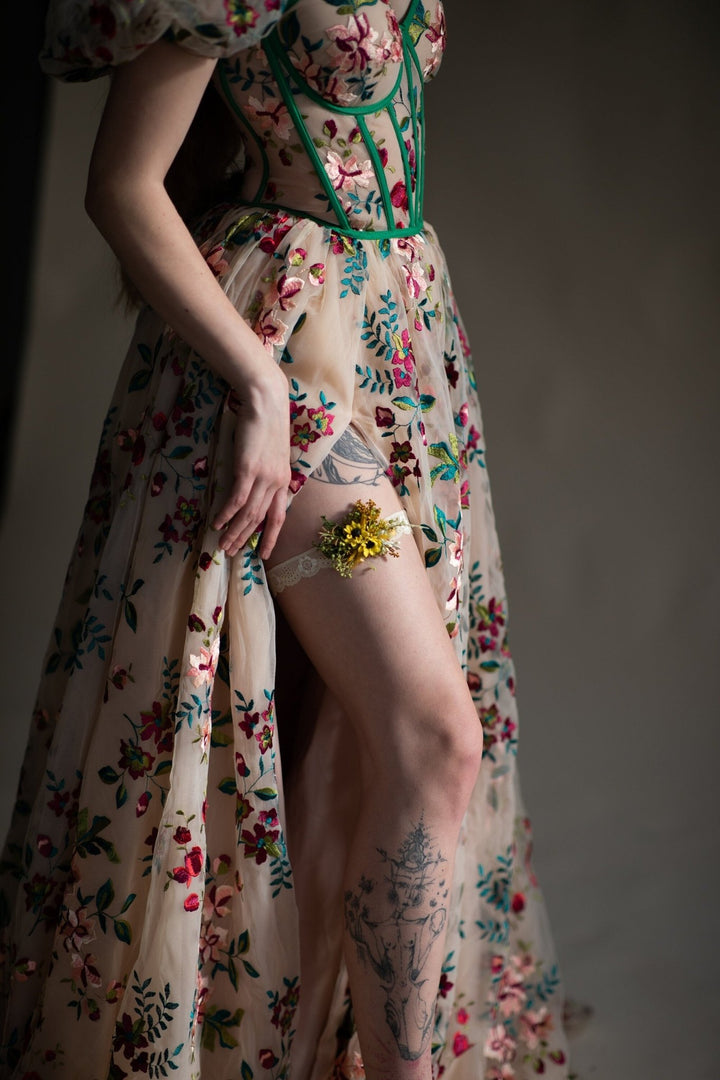 Sunflower Bridal Garter: Yellow Wedding Accessory – handmade floral hair accessory by magaela