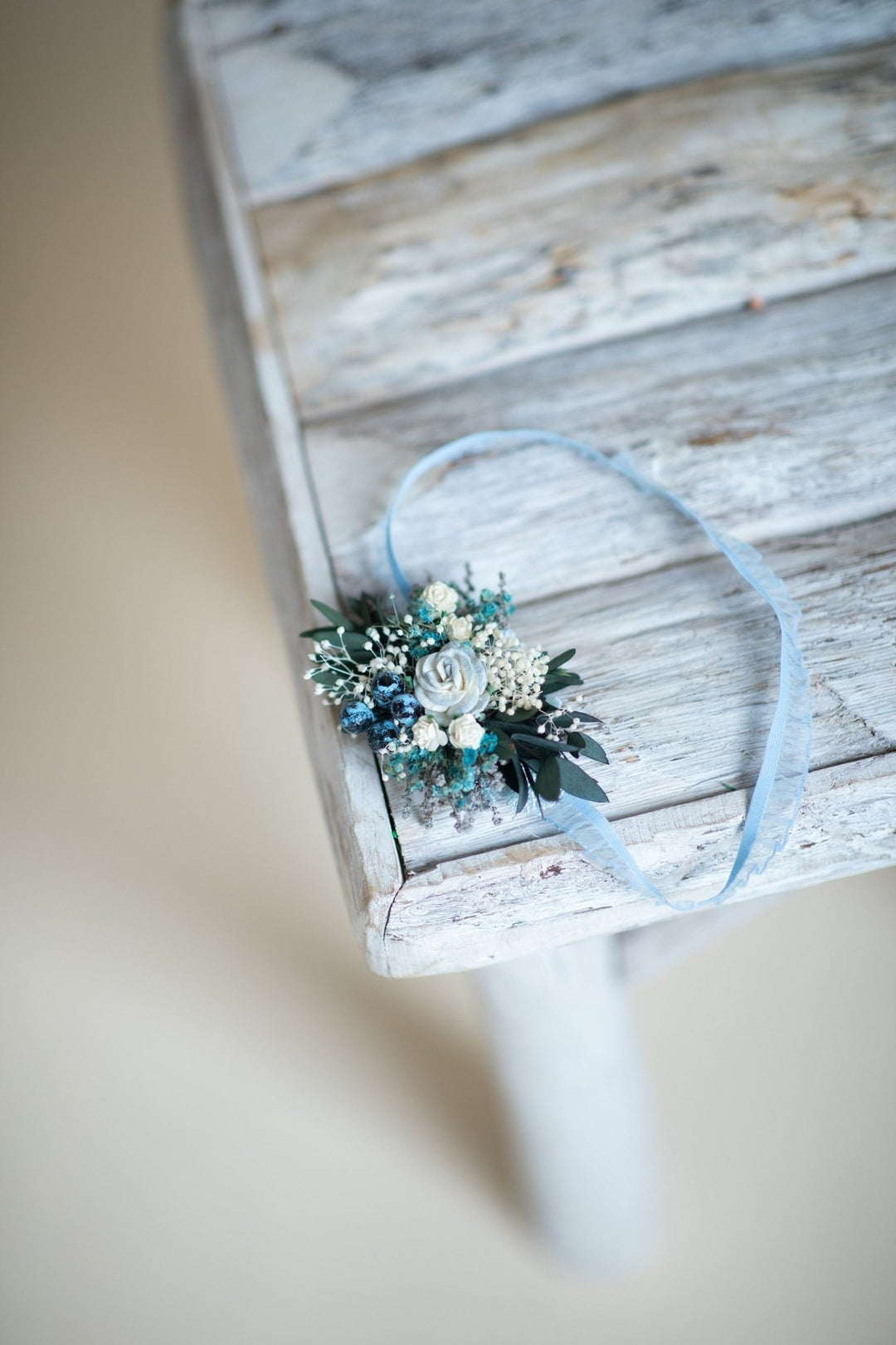 Blue Floral Wedding Garter: Romantic Bridal Lace Accessory – handmade floral hair accessory by magaela