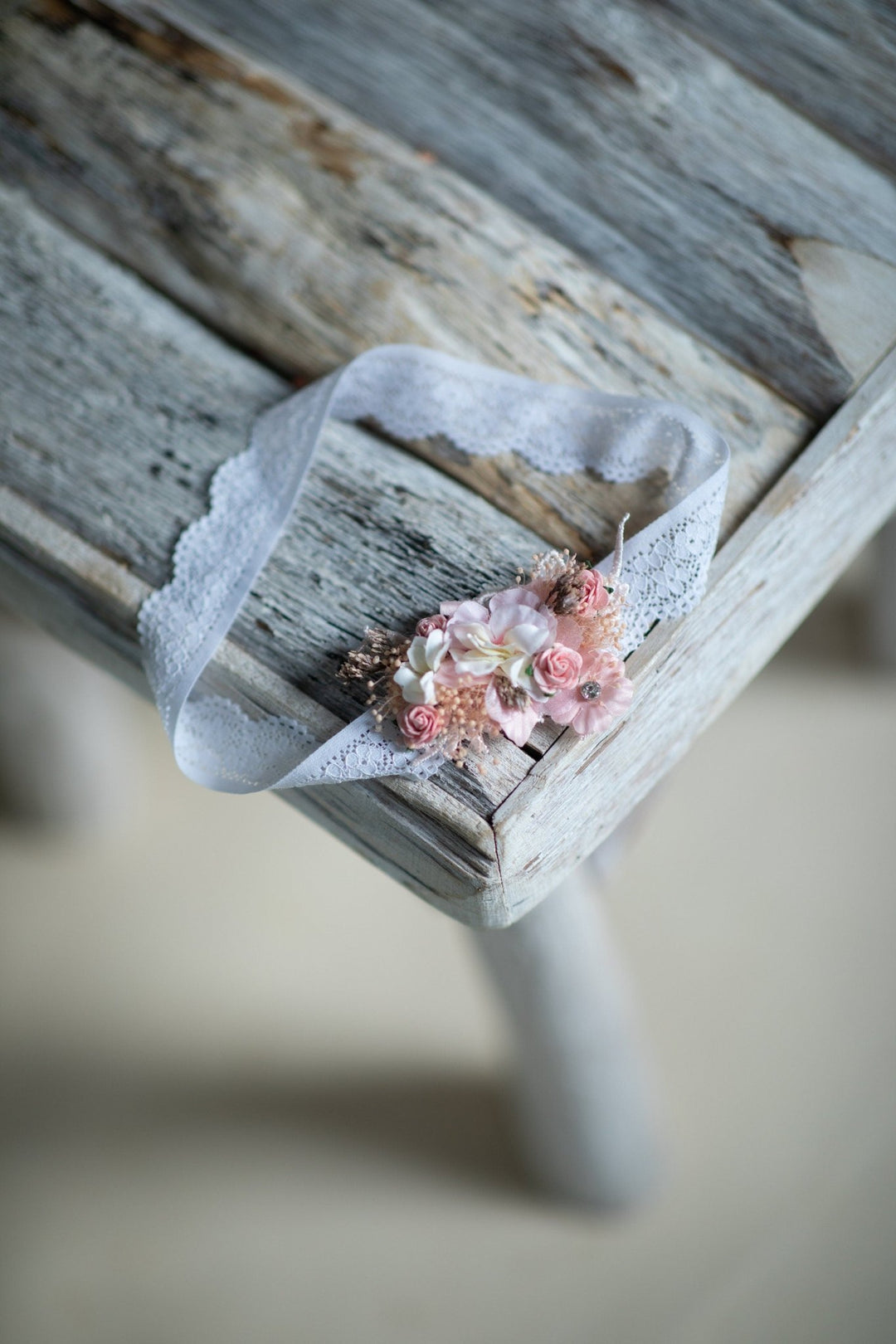 Romantic Pink Flower Bridal Garter: White Lace Wedding Garter – handmade floral hair accessory by magaela