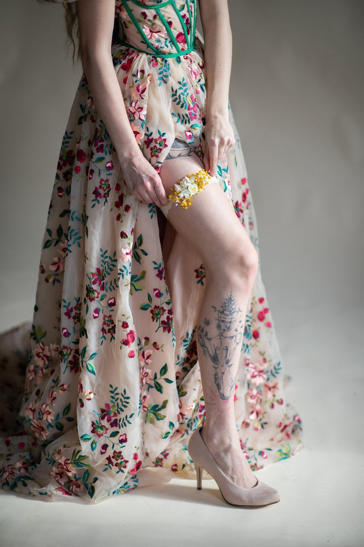 Yellow Flower Bridal Garter: Dried Baby's Breath Wedding Accessory – handmade floral hair accessory by magaela