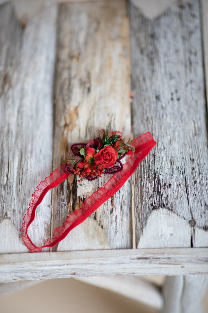 Red Floral Wedding Garter: Poppy Lace Bridal Accessory – handmade floral hair accessory by magaela