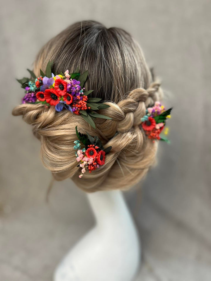 Poppy Flower Hair Comb: Folk Wedding Bridal Accessory – handmade floral hair accessory by magaela
