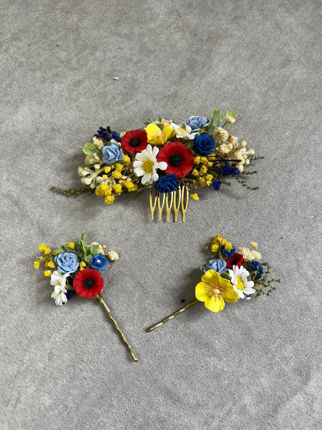 Folk Meadow Flower Hair Comb & Pins: Poppy Daisy Wedding Accessories – handmade floral hair accessory by magaela