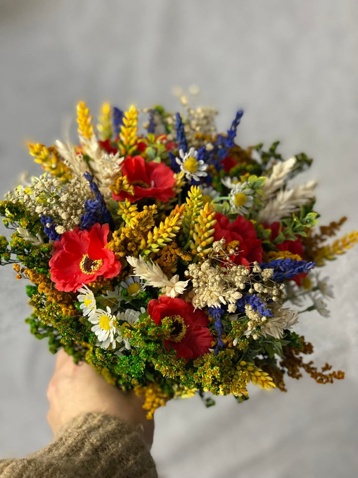 Folk Poppy Wedding Bouquet: Meadow Wildflower Bridal Bouquet – handmade floral hair accessory by magaela