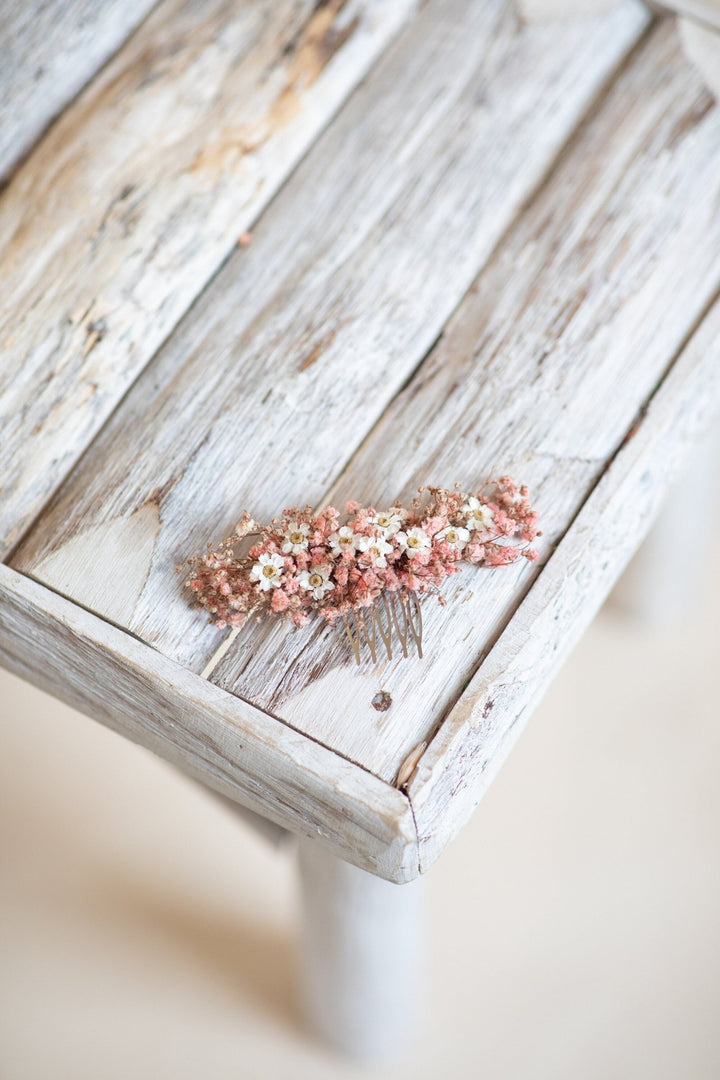 Blush Dried Flower Hair Comb: Wedding Baby's Breath Accessory – handmade floral hair accessory by magaela