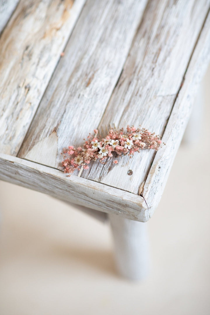 Blush Dried Flower Hair Comb: Wedding Baby's Breath Accessory – handmade floral hair accessory by magaela