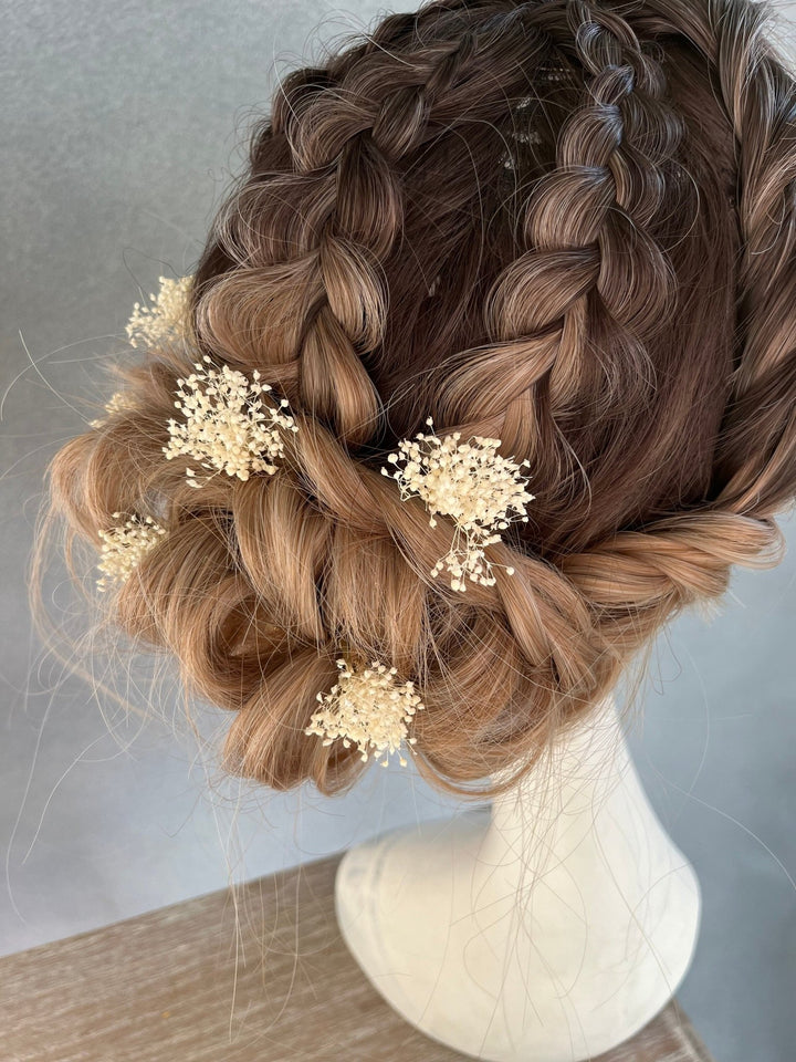 Baby's Breath Flower Hairpins: Ivory Wedding Bobby Pins – handmade floral hair accessory by magaela