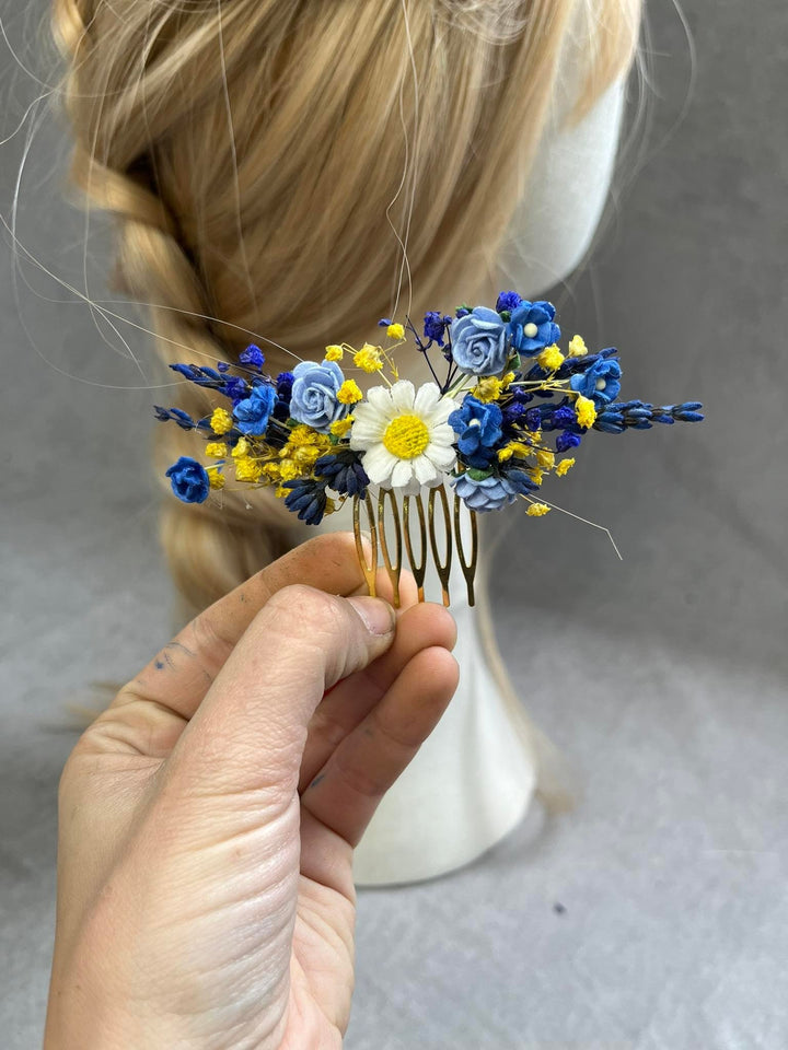 Blue & Yellow Floral Hair Comb: Daisy Wedding Headpiece – handmade floral hair accessory by magaela
