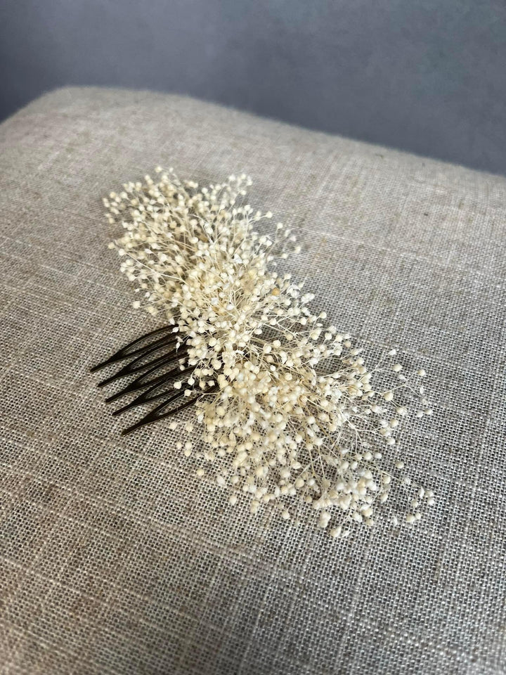 Ivory Baby's Breath Wedding Hair Comb: Bridal Flower Headpiece – handmade floral hair accessory by magaela