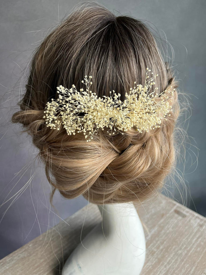 Ivory Baby's Breath Wedding Hair Comb: Bridal Flower Headpiece – handmade floral hair accessory by magaela