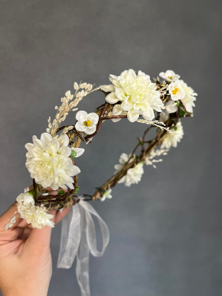 Ivory Flower Bridal Crown: Romantic Wedding Hair Wreath – handmade floral hair accessory by magaela