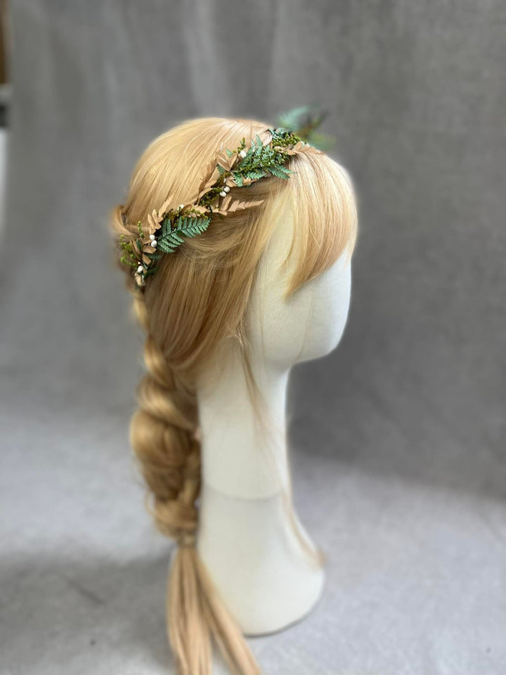 Green Fern Wedding Hair Crown: Bronze Flower Woodland Wreath – handmade floral hair accessory by magaela