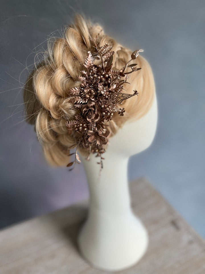 Dark Bronze Flower Hair Comb: Elegant Bridal Headpiece – handmade floral hair accessory by magaela