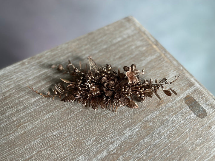 Dark Bronze Flower Hair Comb: Elegant Bridal Headpiece – handmade floral hair accessory by magaela
