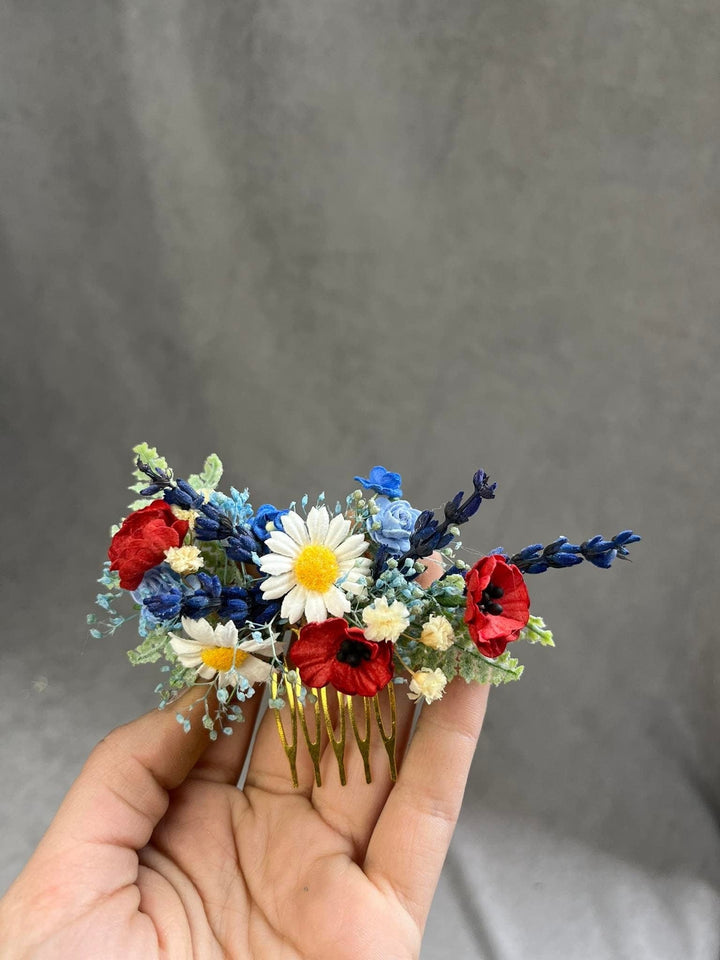 Meadow Flower Hair Comb: Bridal Poppy, Daisy Wedding Headpiece – handmade floral hair accessory by magaela