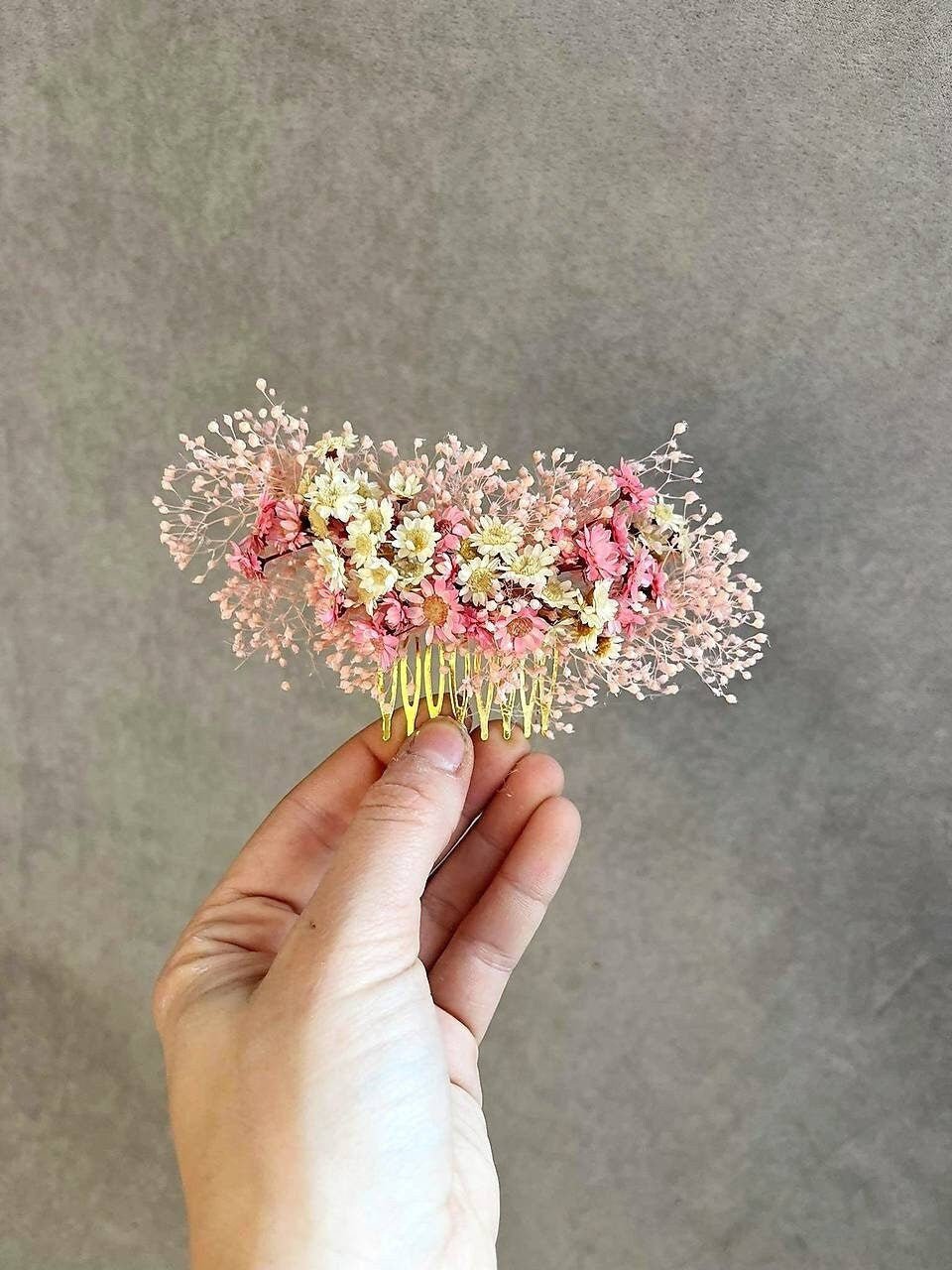 Blush Dried Flower Hair Comb: Romantic Wedding Accessory – handmade floral hair accessory by magaela