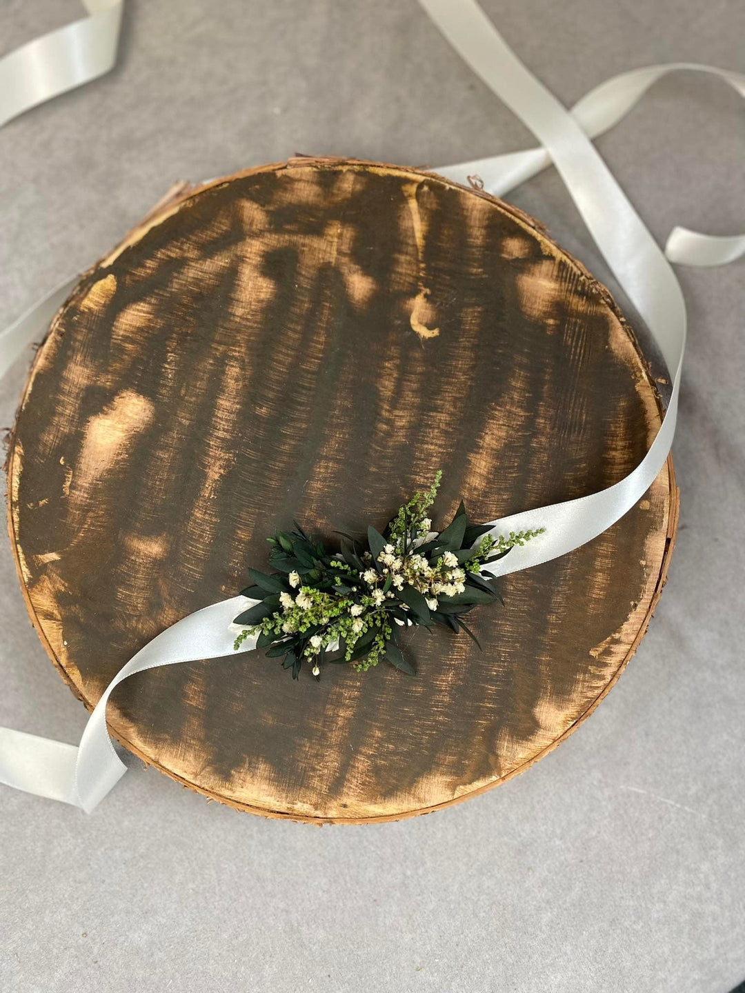 Eucalyptus Flower Girl Belt: Greenery Wedding Bridal Accessory – handmade floral hair accessory by magaela