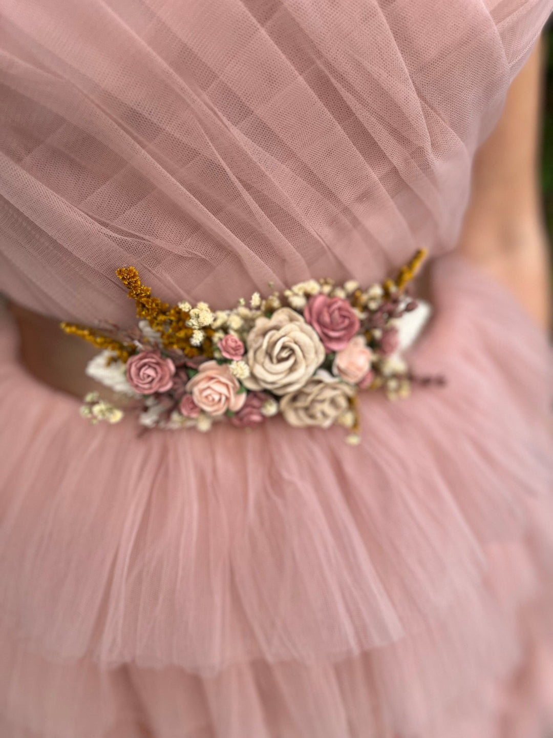 Dusty Pink Flower Belt: Romantic Wedding Dress Sash – handmade floral hair accessory by magaela