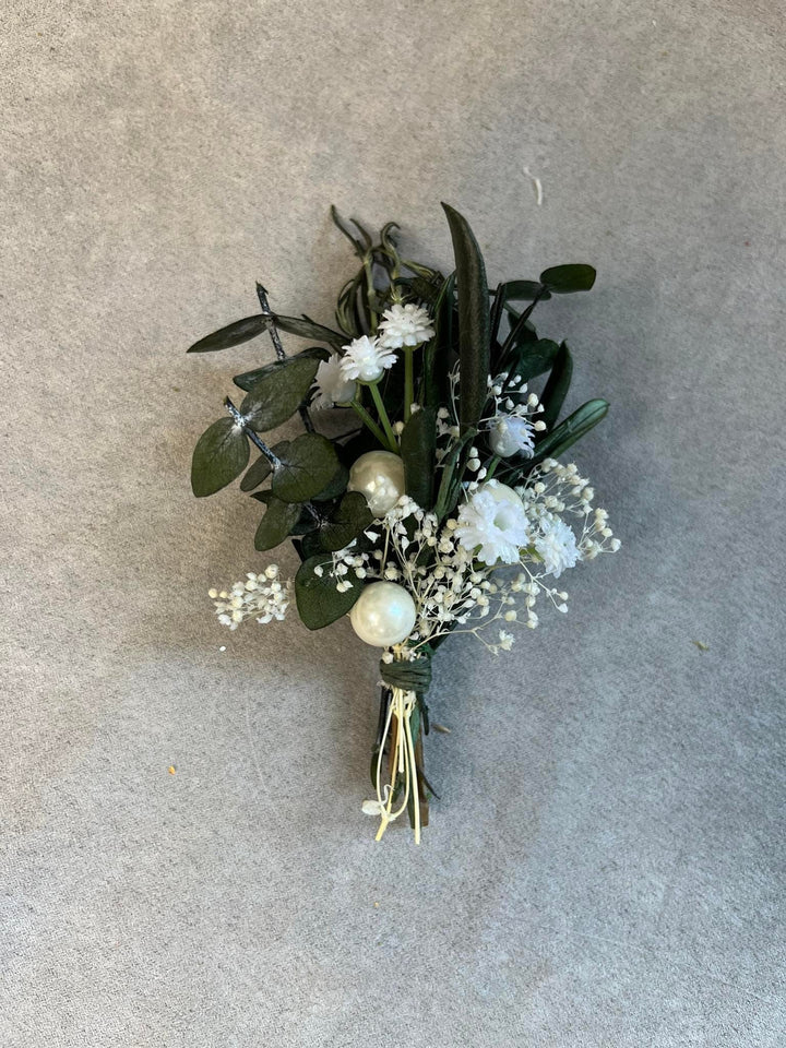 Bridal Flower Hair Comb: Greenery, Pearls, Ivory Wedding Hairpiece – handmade floral hair accessory by magaela