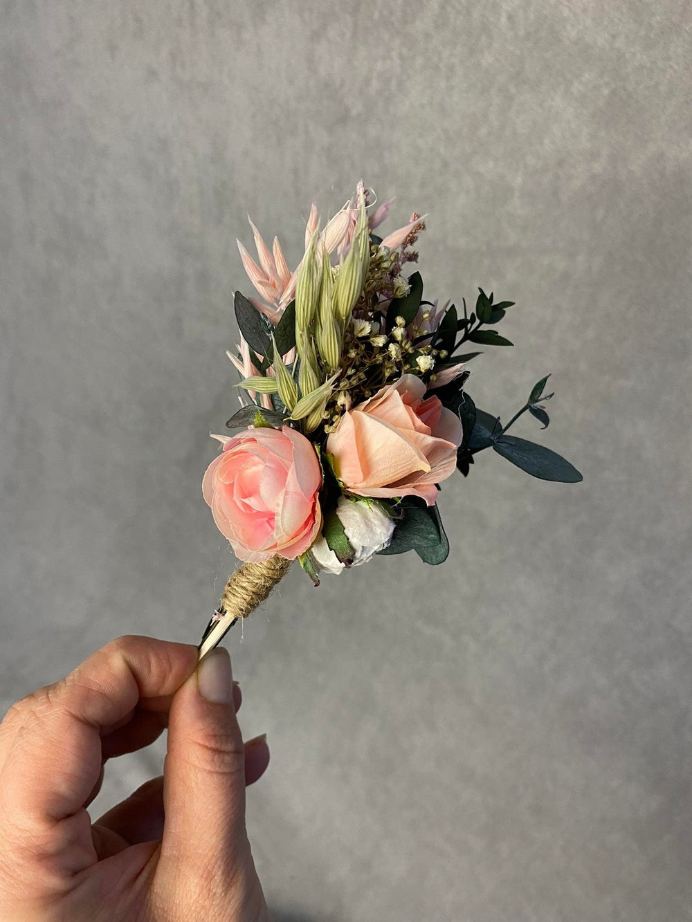 Eucalyptus Peach Rose Boutonniere: Romantic Wedding Groomsmen Corsage – handmade floral hair accessory by magaela