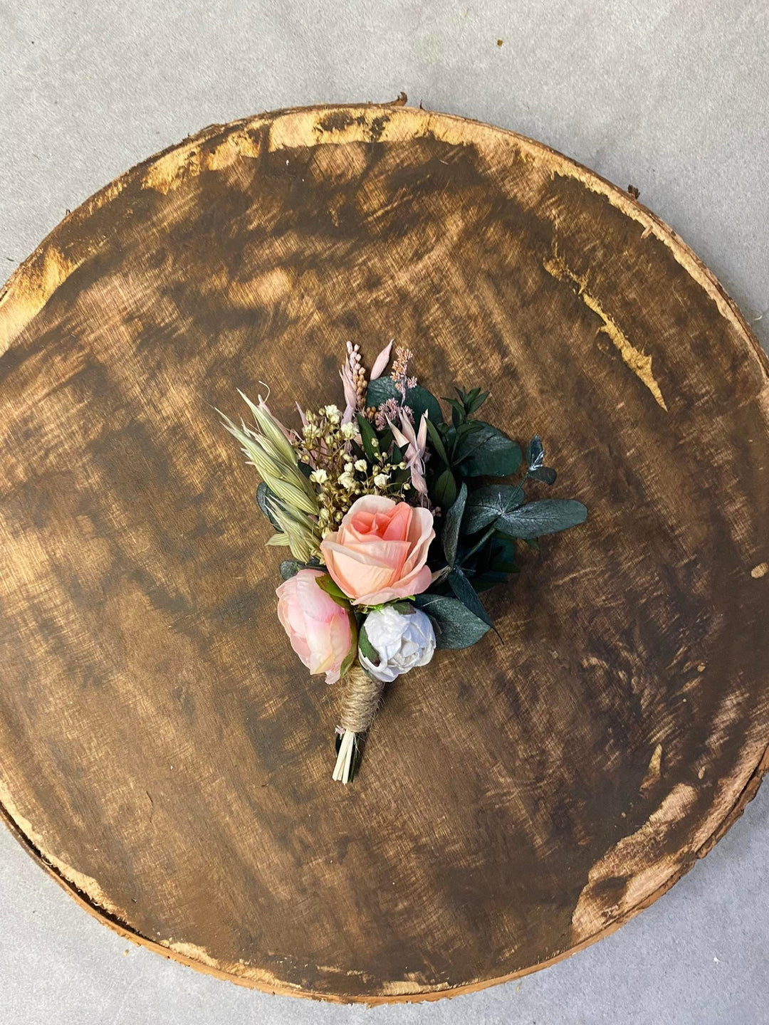 Eucalyptus Peach Rose Boutonniere: Romantic Wedding Groomsmen Corsage – handmade floral hair accessory by magaela