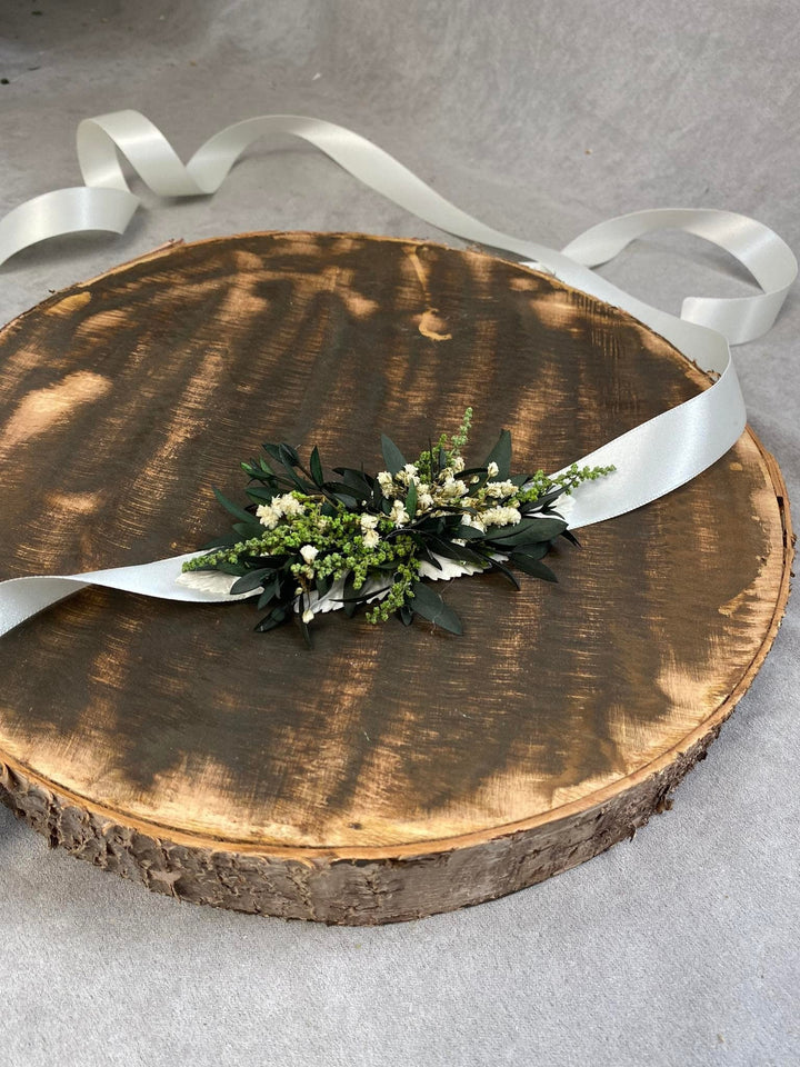 Eucalyptus Flower Girl Belt: Greenery Wedding Bridal Accessory – handmade floral hair accessory by magaela