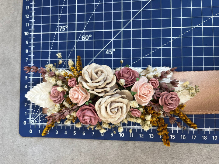 Dusty Pink Flower Belt: Romantic Wedding Dress Sash – handmade floral hair accessory by magaela
