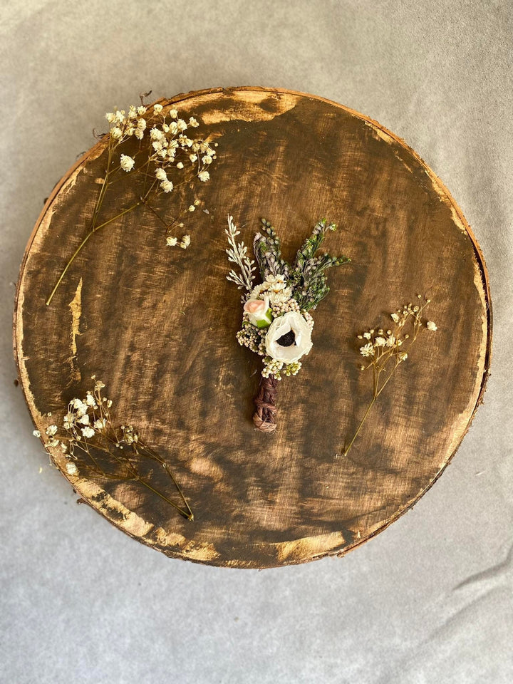 Anemone Boutonniere: Romantic Wedding Flower Corsage – handmade floral hair accessory by magaela