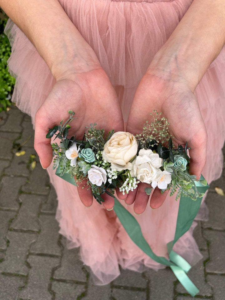 Sage Green Flower Bridal Belt: White Rose & Ivory Greenery Sash – handmade floral hair accessory by magaela