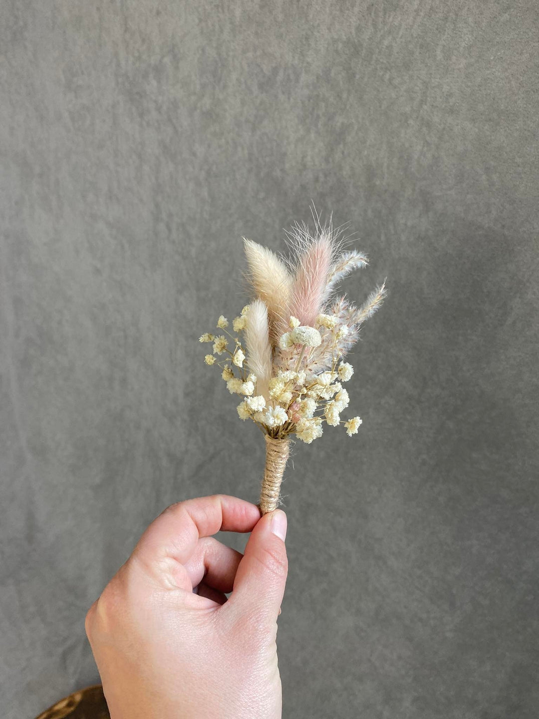 Boho Dried Flower Boutonniere: Pampas Grass Wedding Corsage – handmade floral hair accessory by magaela
