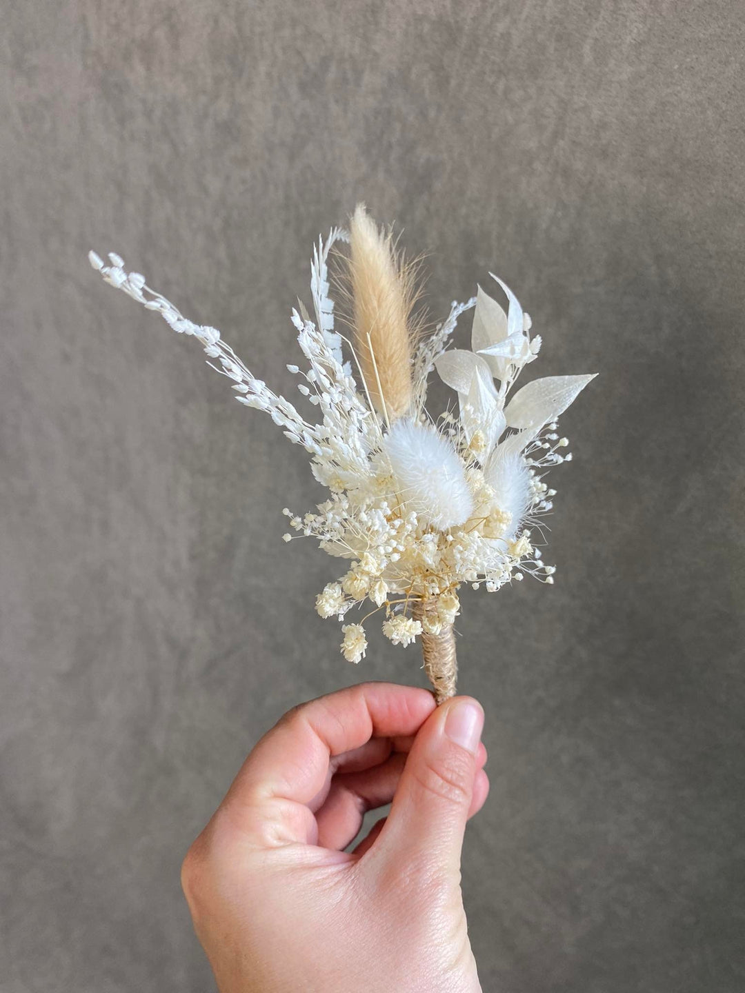 Boho Dried Flower Boutonniere: Pampas Grass Wedding Corsage – handmade floral hair accessory by magaela