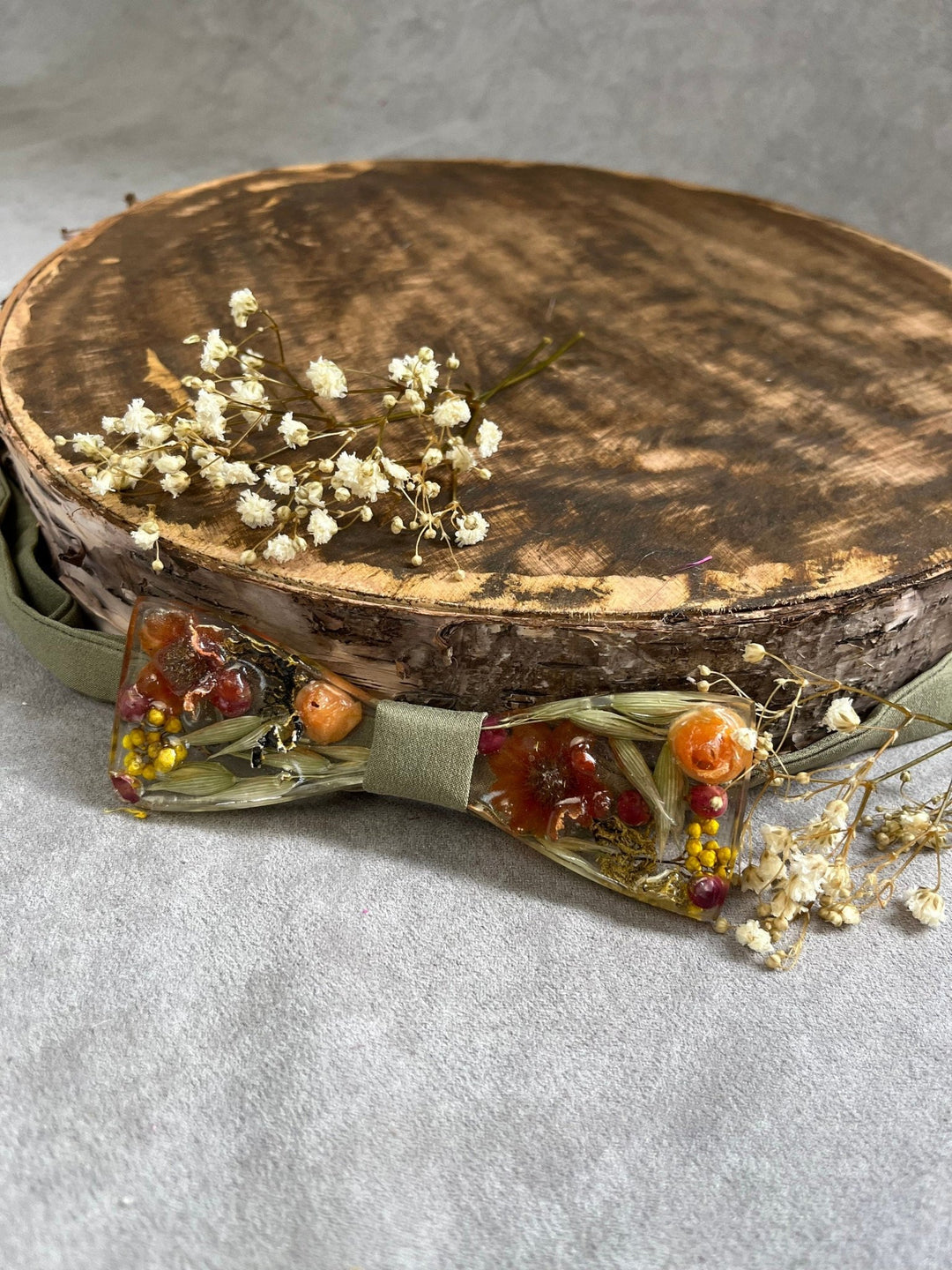 Resin Flower Bow Tie: Meadow Wedding Groom Accessory – handmade floral hair accessory by magaela