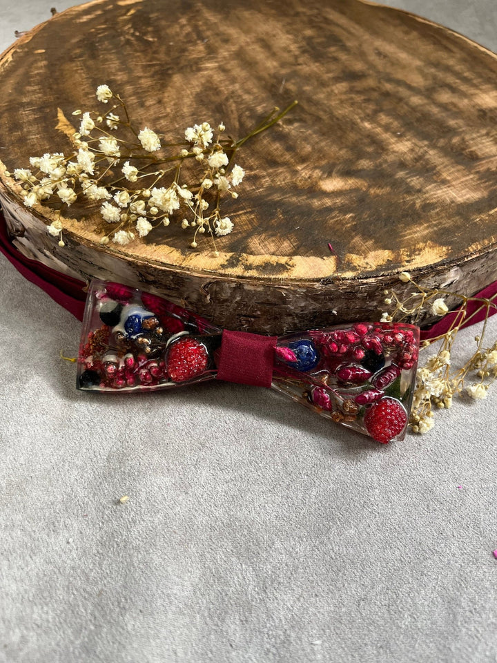 Raspberry Resin Bow Tie: Groom's Berry Bowtie – handmade floral hair accessory by magaela