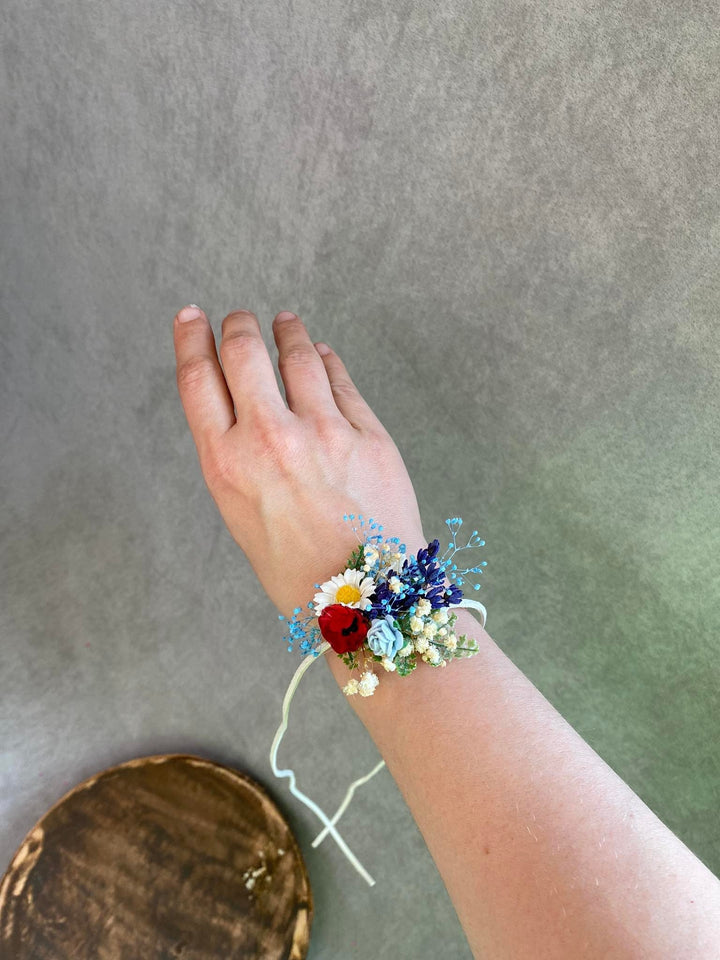 Folk Meadow Flower Bracelet: Poppy & Daisy Wedding Corsage – handmade floral hair accessory by magaela