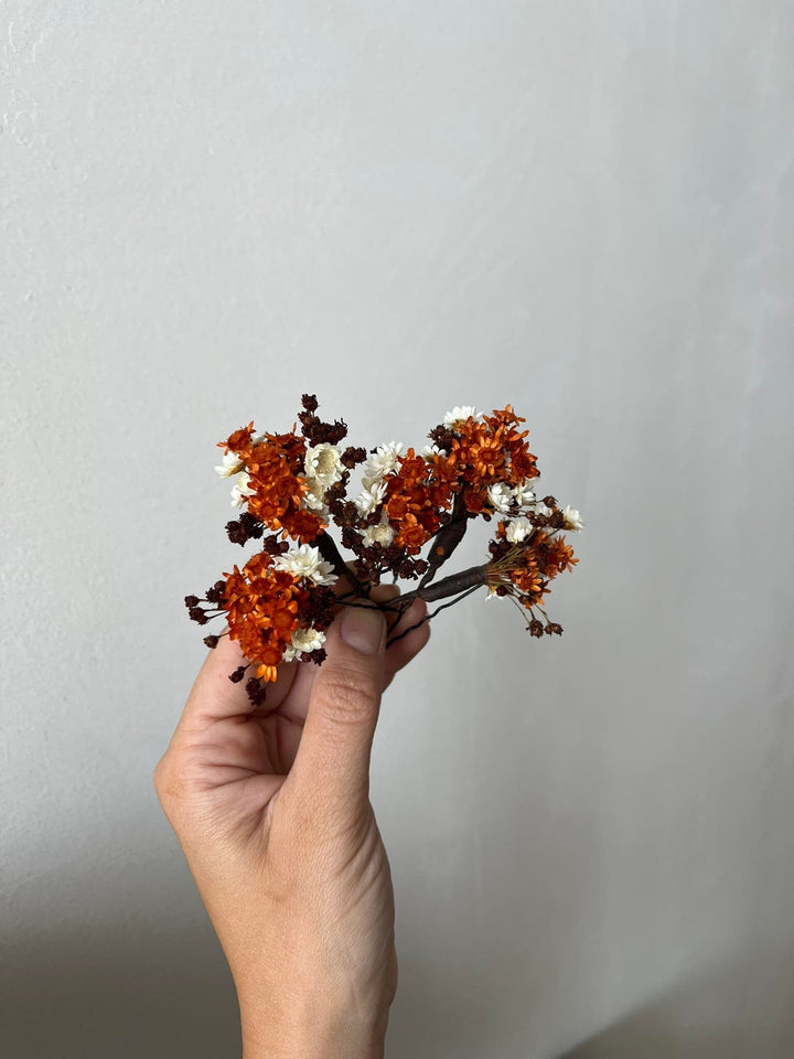 Fall Dried Flower Hairpins: Autumn Wedding Hair Accessories – handmade floral hair accessory by magaela
