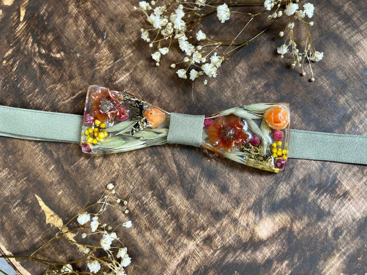 Resin Flower Bow Tie: Meadow Wedding Groom Accessory – handmade floral hair accessory by magaela