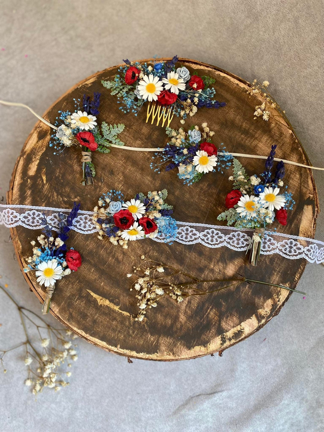 Folk Meadow Flower Bracelet: Poppy & Daisy Wedding Corsage – handmade floral hair accessory by magaela