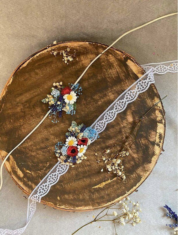 Folk Meadow Flower Bracelet: Poppy & Daisy Wedding Corsage – handmade floral hair accessory by magaela