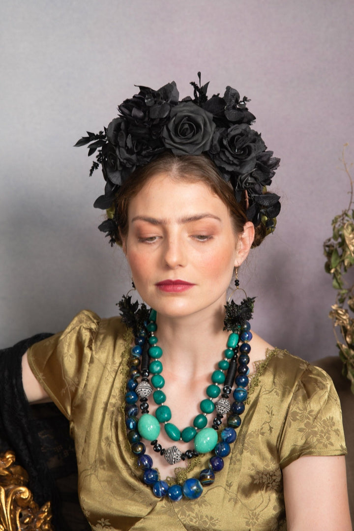 Black Frida flower headband: Halloween flower headpiece – handmade floral hair accessory by magaela