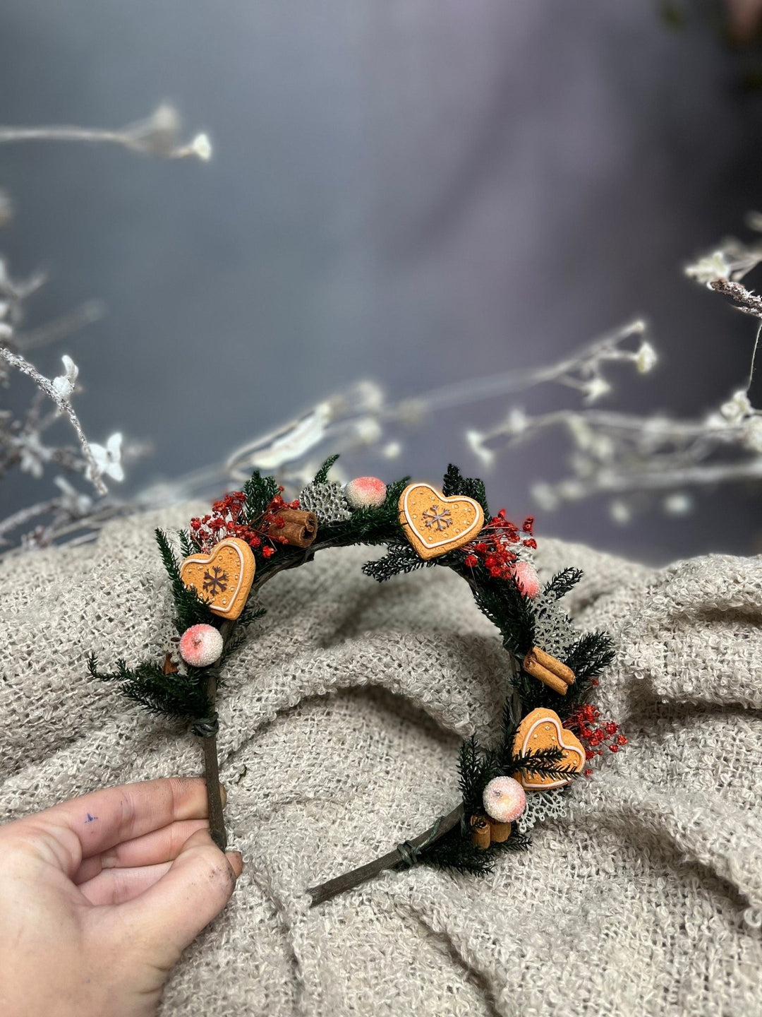 Christmas Flower Headband: Gingerbread Heart Winter Hairband – handmade floral hair accessory by magaela