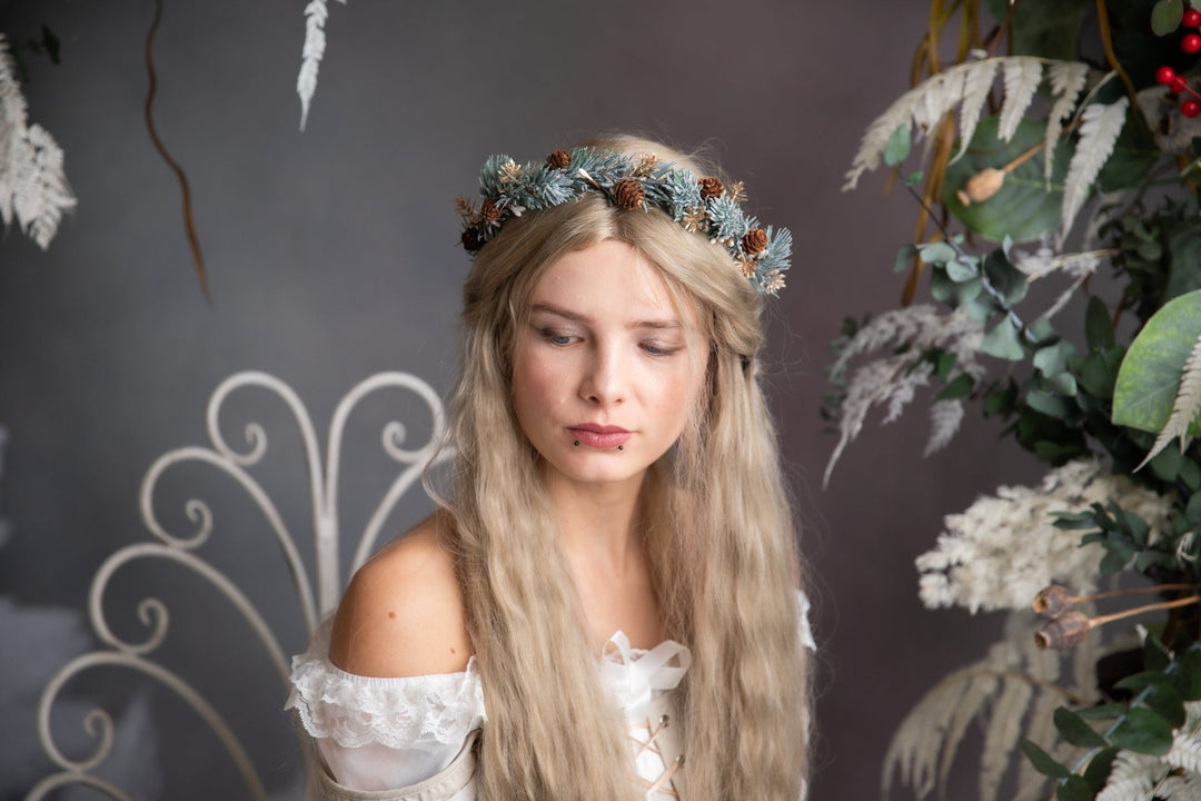Winter Flower Hair Crown: Pine Cone Woodland half wreath – handmade floral hair accessory by magaela