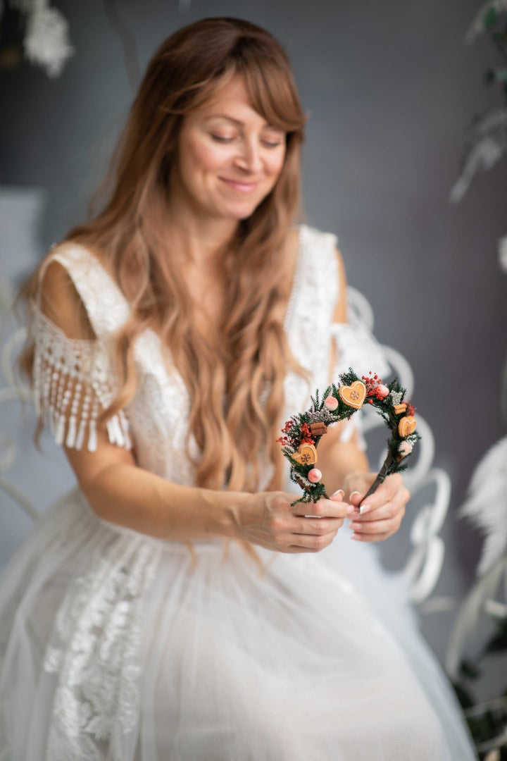 Christmas Flower Headband: Gingerbread Heart Winter Hairband – handmade floral hair accessory by magaela