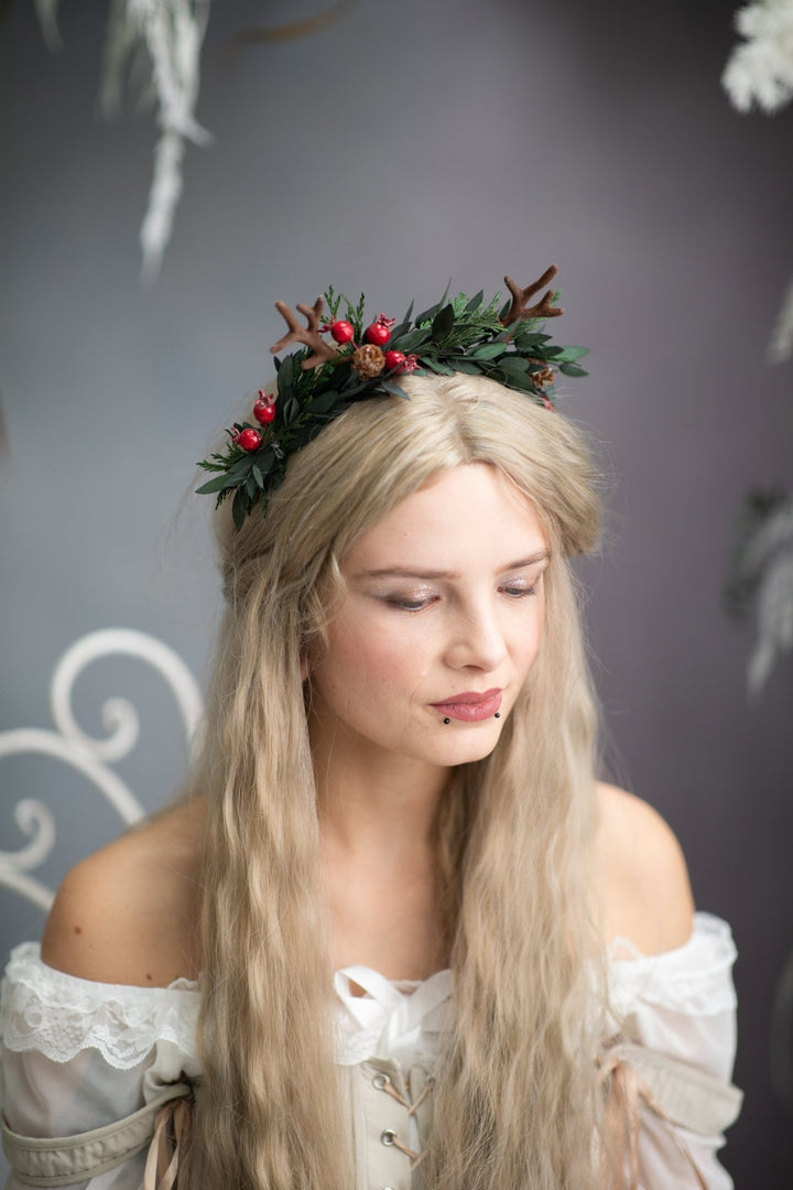 Christmas Reindeer Antler Headband: Winter Floral Crown – handmade floral hair accessory by magaela