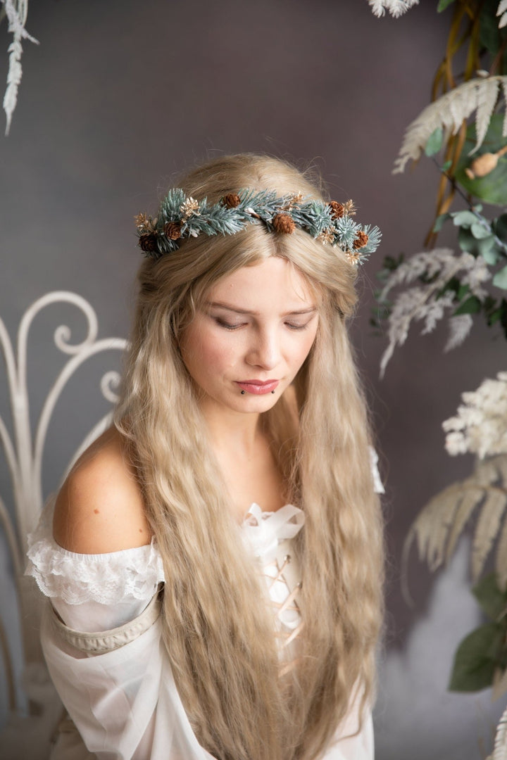 Winter Flower Hair Crown: Pine Cone Woodland half wreath – handmade floral hair accessory by magaela