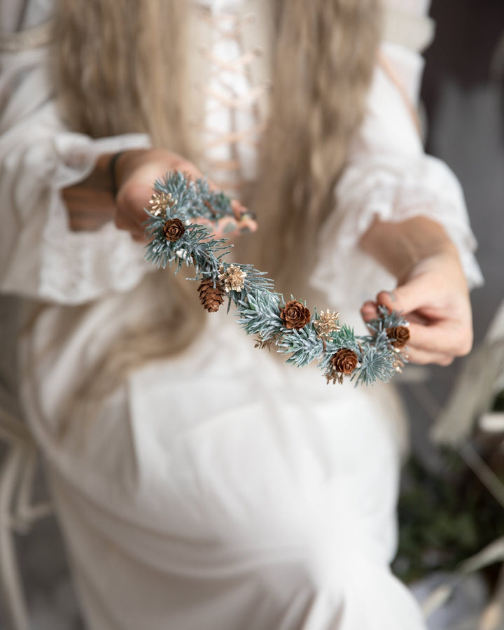 Winter Flower Hair Crown: Pine Cone Woodland half wreath – handmade floral hair accessory by magaela