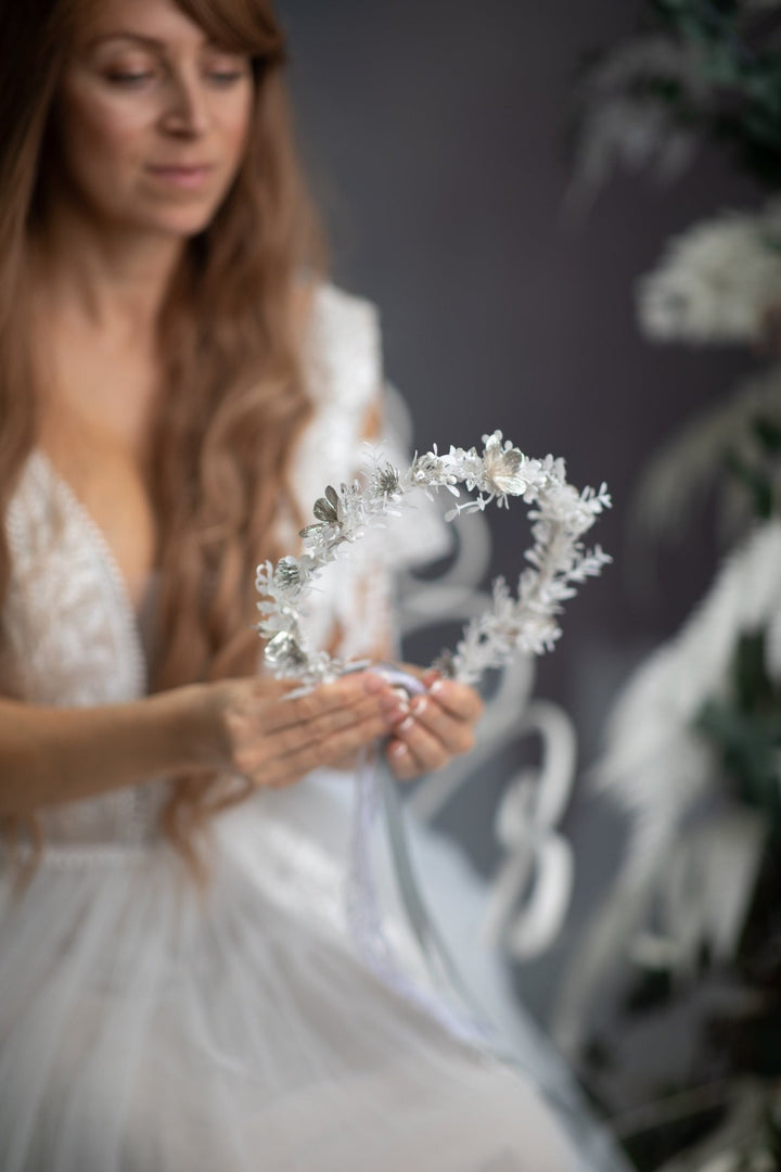 Ivory Wedding Flower Crown: Winter Bridal Headpiece – handmade floral hair accessory by magaela