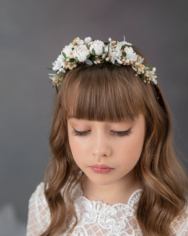 First Communion Flower Crown: White Floral Headband & Bracelet Set – handmade floral hair accessory by magaela
