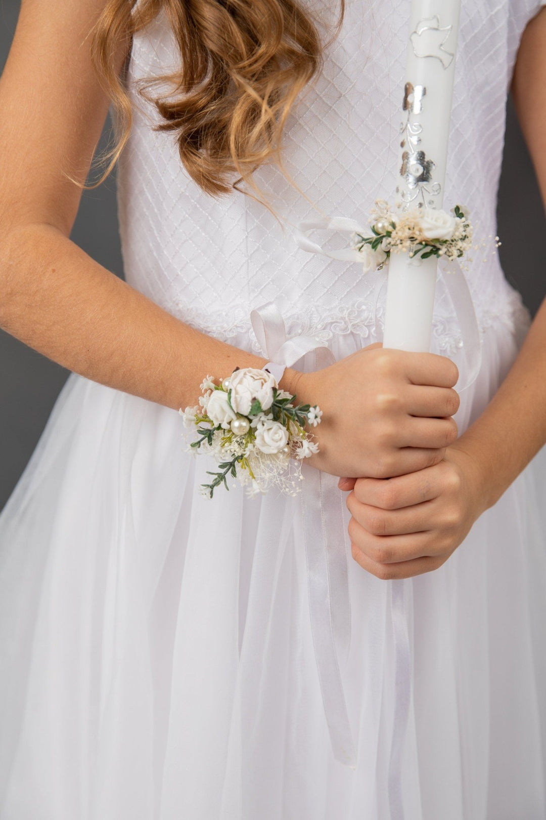 First Communion Flower Set: Headband, Bracelet, Candle Decoration – handmade floral hair accessory by magaela