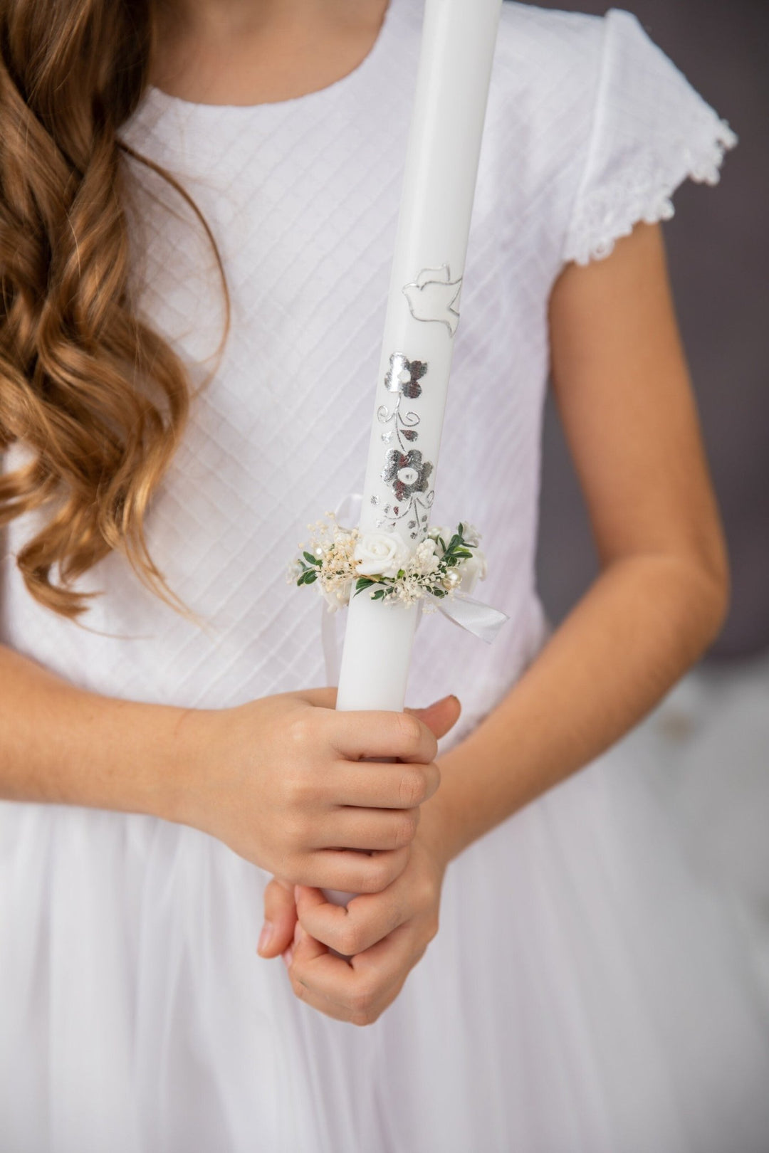 First Communion Flower Set: Headband, Bracelet, Candle Decoration – handmade floral hair accessory by magaela