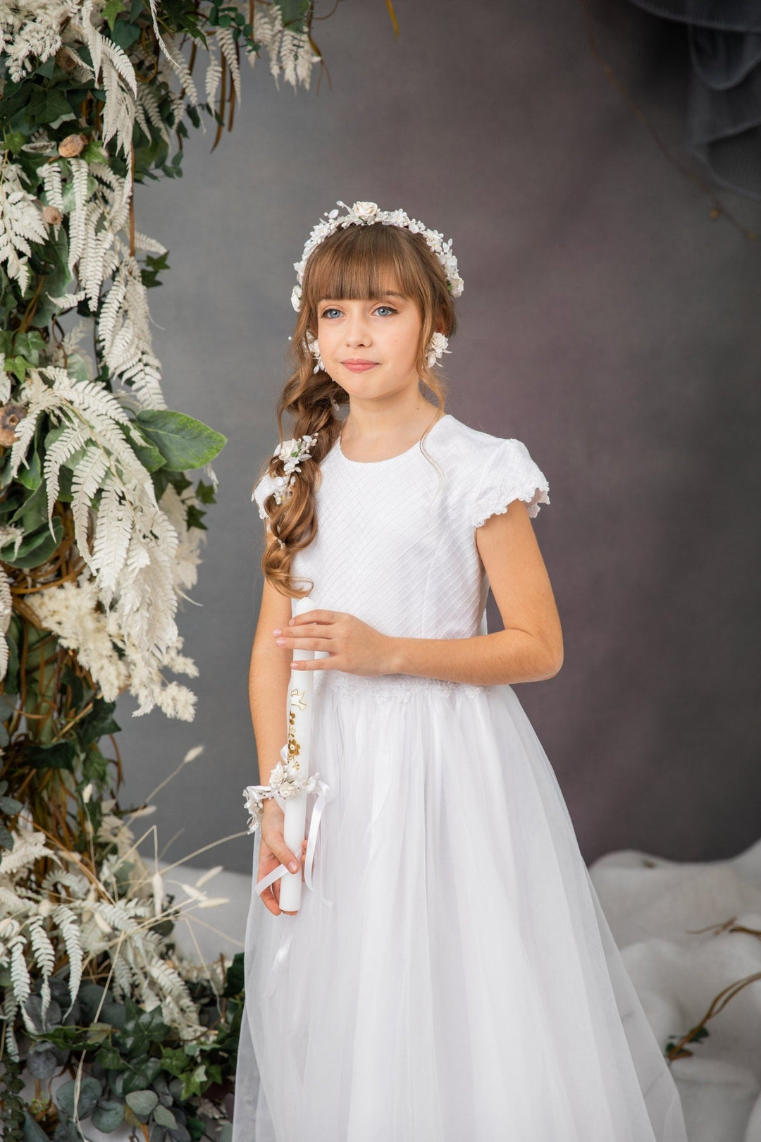 Communion Flower Accessories Set: Garland, Bracelet, Earrings, Candle Decor – handmade floral hair accessory by magaela